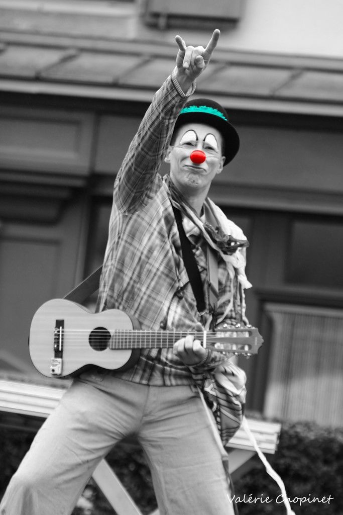 leo doan zambet clown landes spectacle enfants jeune public aquitaine